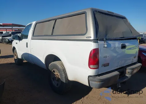 2003 Ford F-250 Xl/Xlt z USA, uszkodzony, nr VIN 3FTNF20L03MB41498